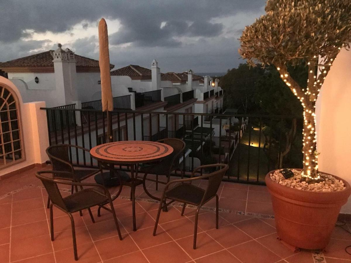 Las Lomas De Cabopino Marbella Bagian luar foto